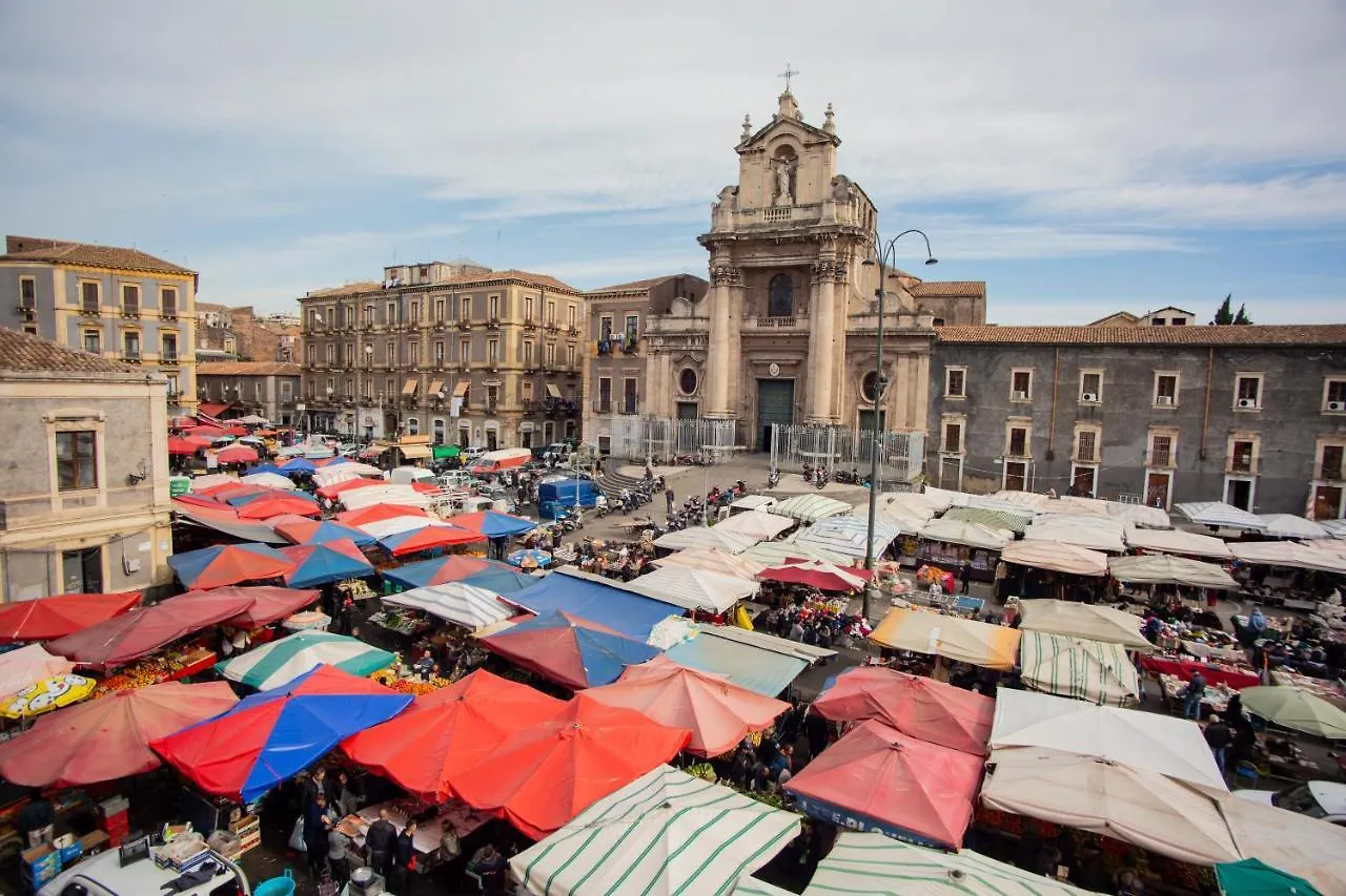 Re Carlo Rooms Catania Pensionat