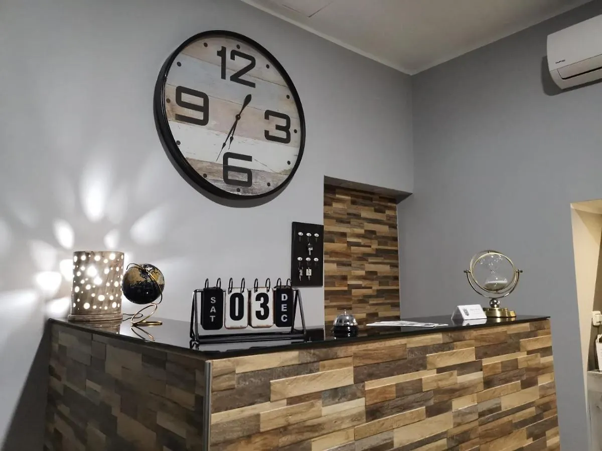 Re Carlo Rooms Catania Guest house