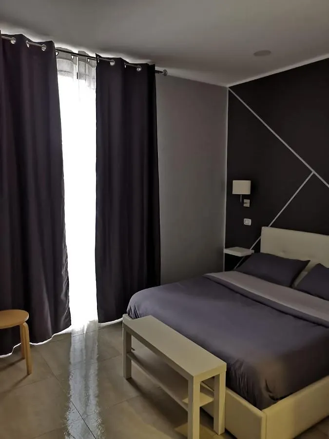 Re Carlo Rooms Catânia Casa de hóspedes