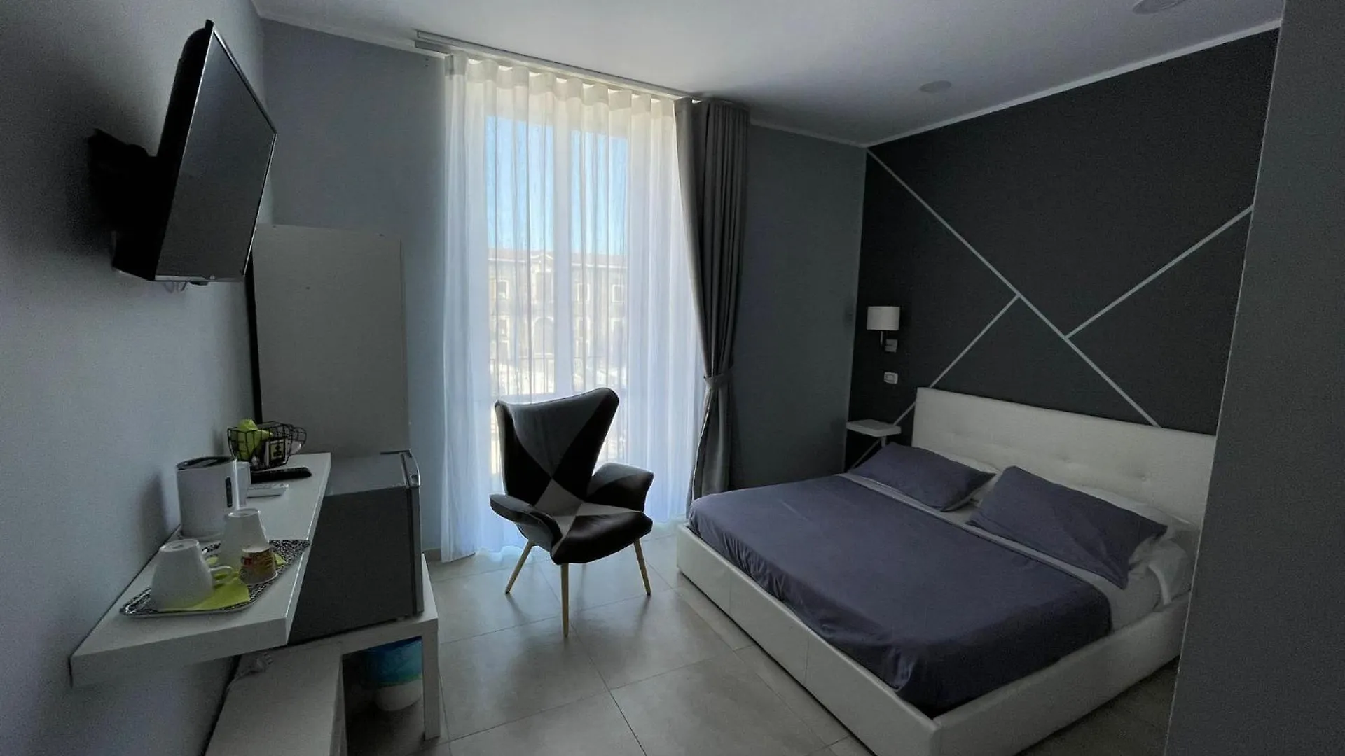 Re Carlo Rooms Catania Italy